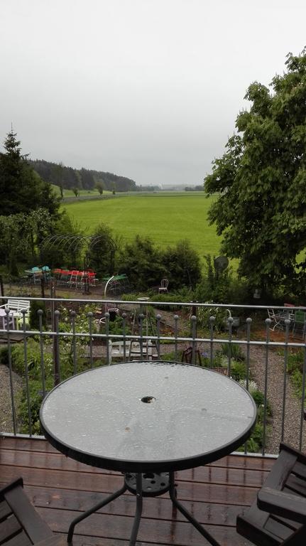 Appartamento Kleines Schloesschen Leinau Esterno foto